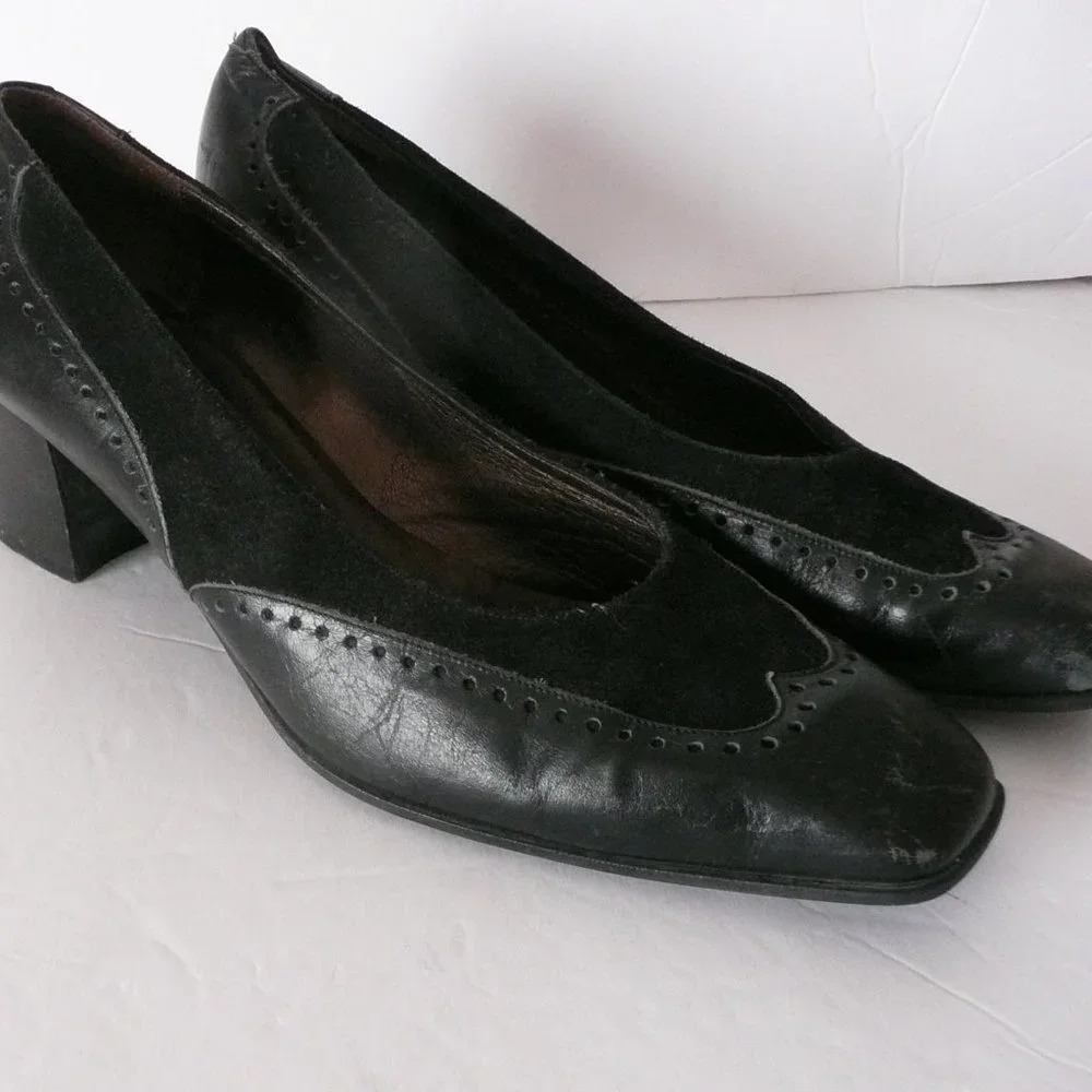 Vintage Marks & Spencer Women's Leather Uppers Black Shoes Size CDN 7 Square Toe